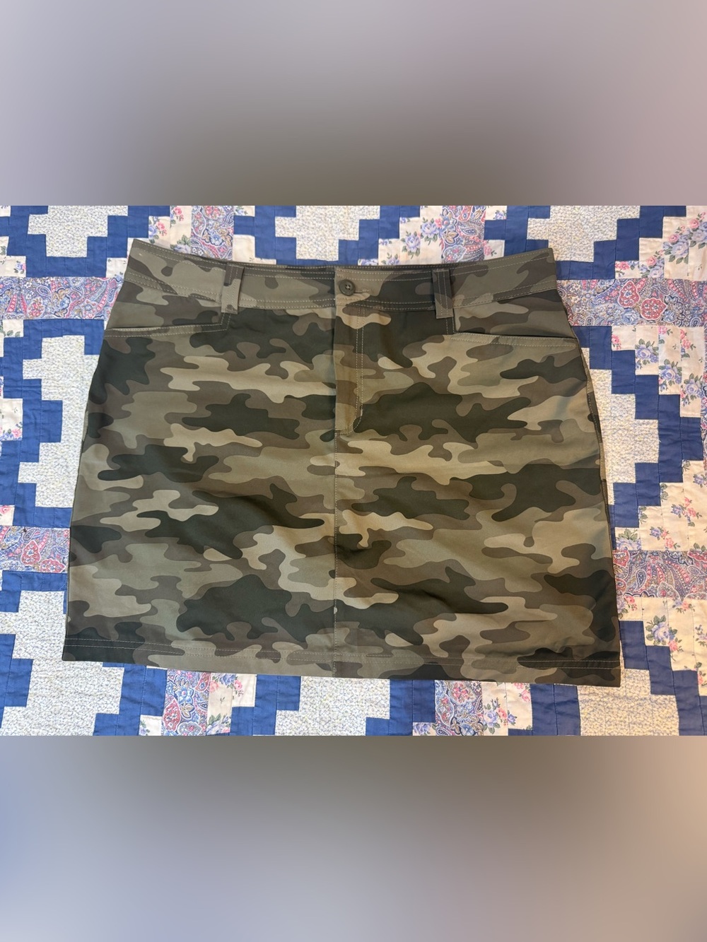 Eddie Bauer Olive Green Women's Skirt